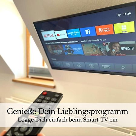 Zentrale 1-Zimmer-Ferienwohnung Mit Digitalem Check In Hof  Exterior foto